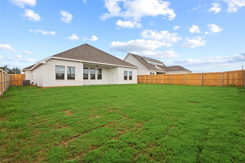 144 Joel Street, Springtown TX 76082 - Photo 30