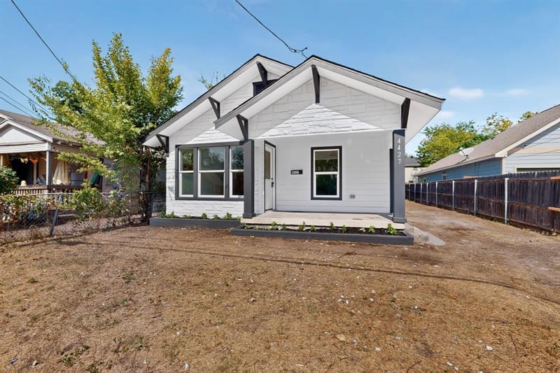 4427 Frank Street, Dallas TX 75210 - Photo 2