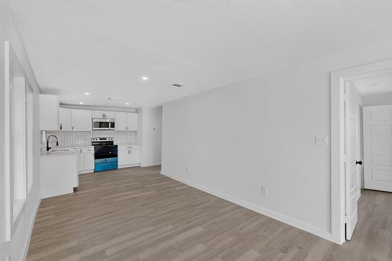 4427 Frank Street, Dallas TX 75210 - Photo 13