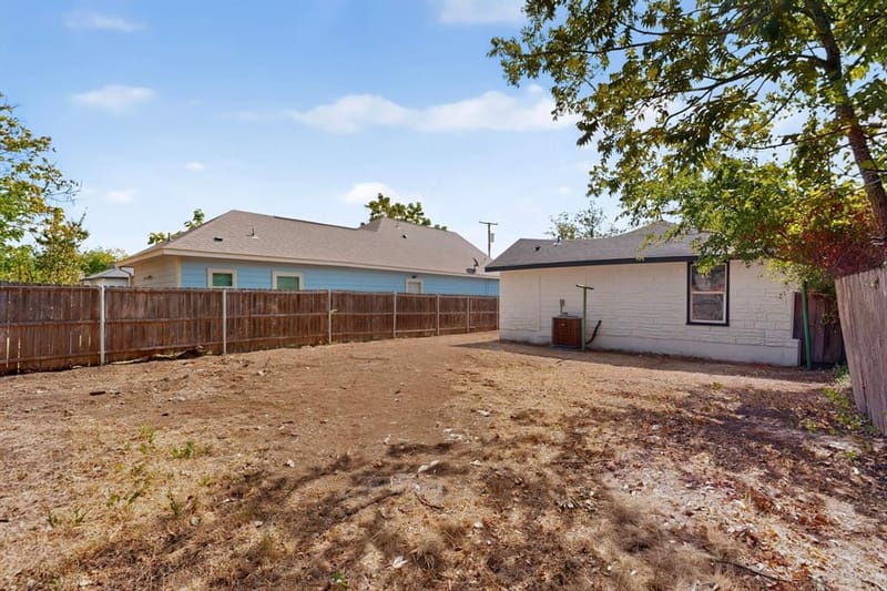4427 Frank Street, Dallas TX 75210 - Photo 37