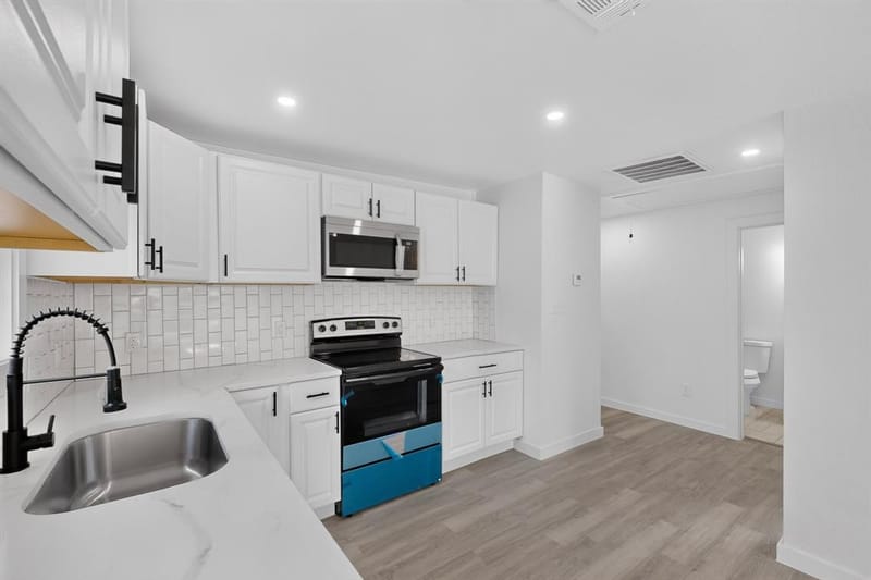 4427 Frank Street, Dallas TX 75210 - Photo 15