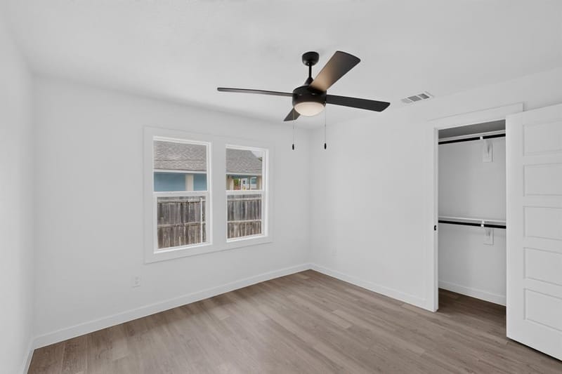 4427 Frank Street, Dallas TX 75210 - Photo 25