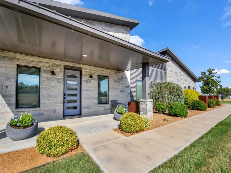 141 Savage Lane, Aledo TX 76008