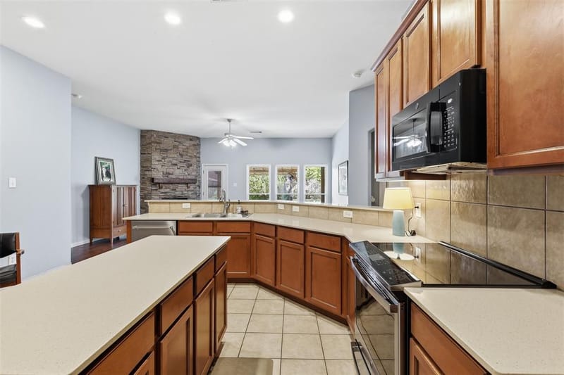 713 Saddle Ridge Trail, Weatherford TX 76087 - Photo 15