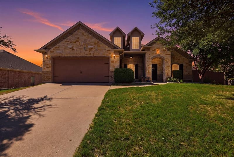 713 Saddle Ridge Trail, Weatherford TX 76087 - Photo 4
