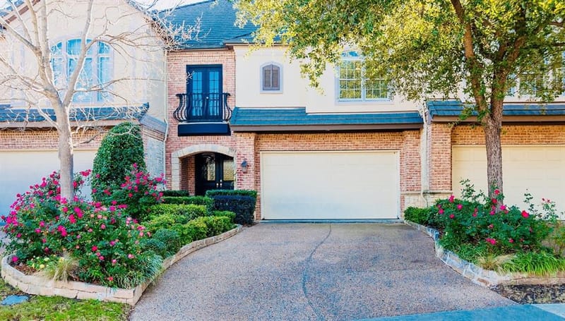 4208 Spyglass Hill Lane, Irving TX 75038