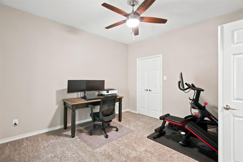 909 Charleston Lane, Savannah TX 76227 - Photo 26