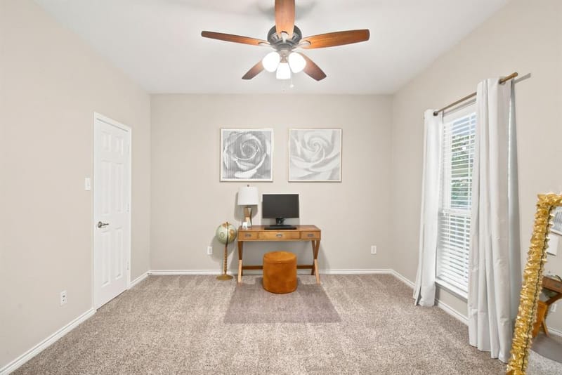 909 Charleston Lane, Savannah TX 76227 - Photo 28