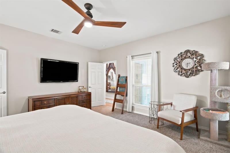 909 Charleston Lane, Savannah TX 76227 - Photo 20