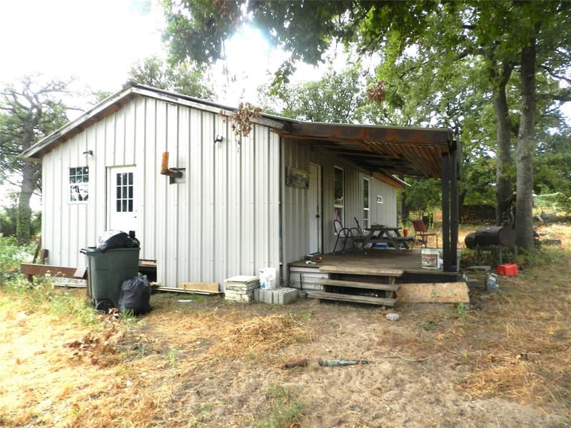 588 Salt Creek Road, Springtown TX 76082 - Photo 7