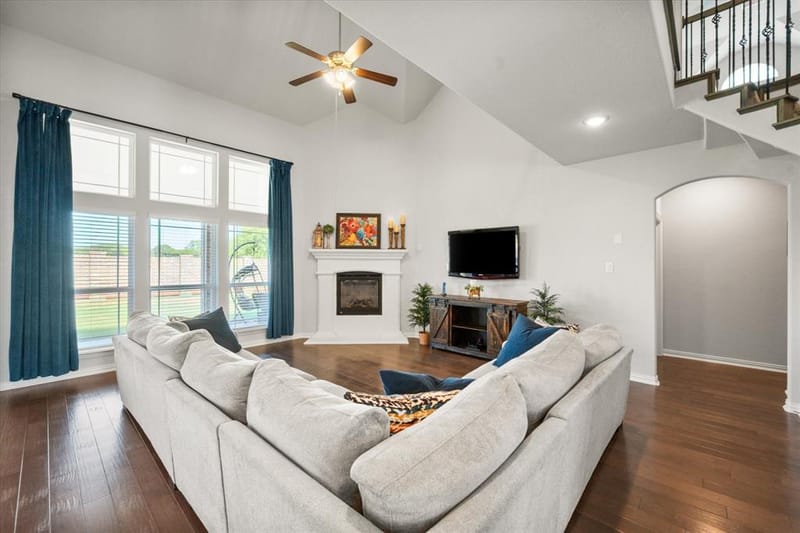 4401 De Bourgh Lane, Mansfield TX 76063 - Photo 17