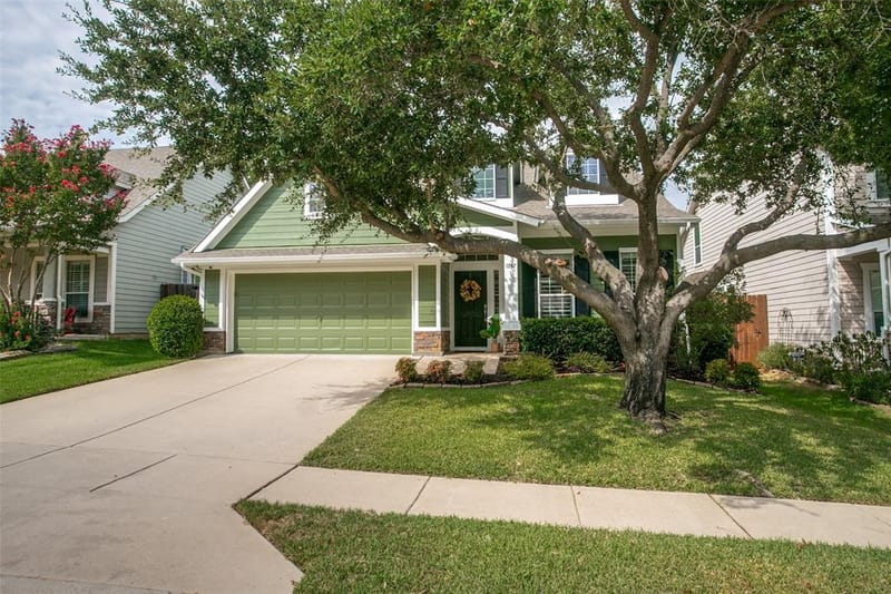 1037 Honeysuckle, Grapevine TX 76051