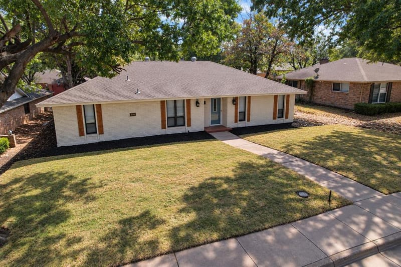 1830 Altadena Lane, Dallas TX 75232 - Photo 3