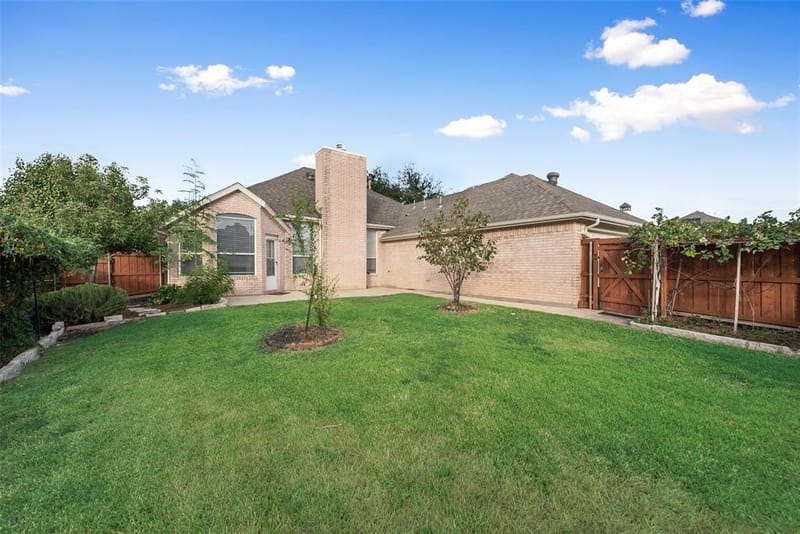 1529 Dimmit Drive, Carrollton TX 75010 - Photo 32