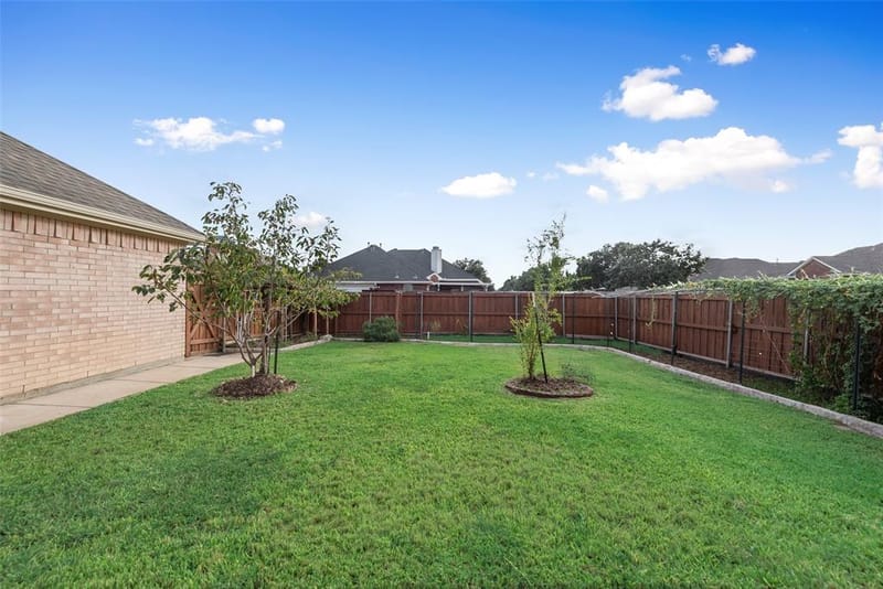 1529 Dimmit Drive, Carrollton TX 75010 - Photo 31