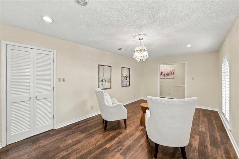 1805 Holm Oak Street, Arlington TX 76012 - Photo 5