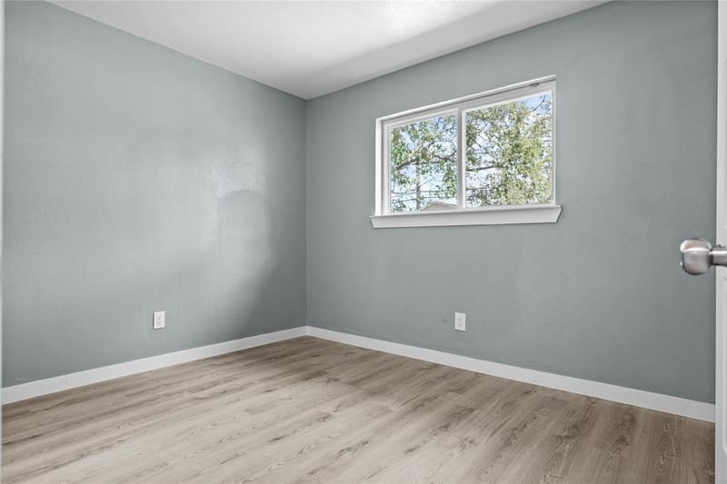 1410 Oakbrook Street, Lancaster TX 75134 - Photo 7