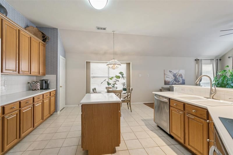 2005 Club View Circle, Corinth TX 76210 - Photo 4