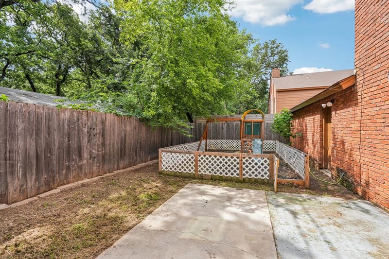1610 Brentwood Drive, Irving TX 75061 - Photo 26