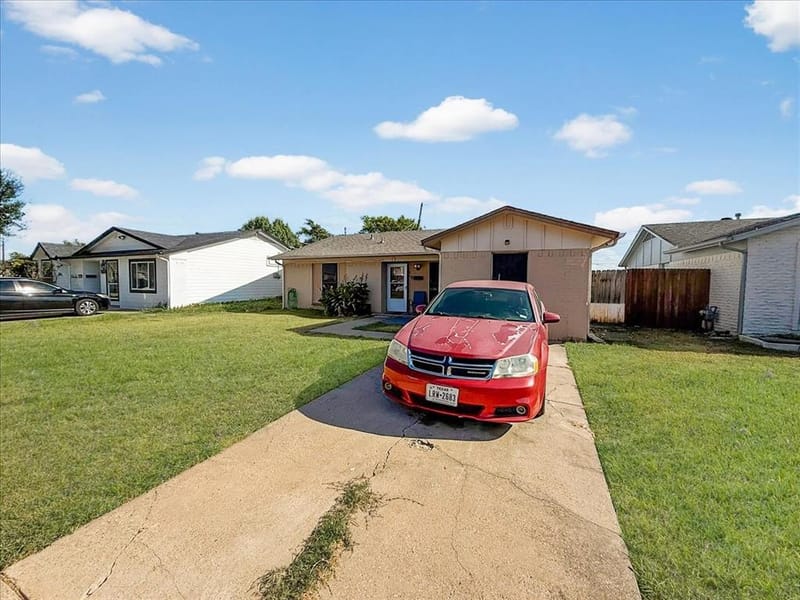 705 Parker Circle, Garland TX 75040 - Photo 39