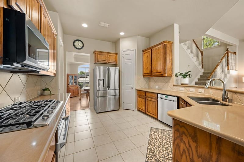 5517 White Willow Drive, Fort Worth TX 76244 - Photo 12