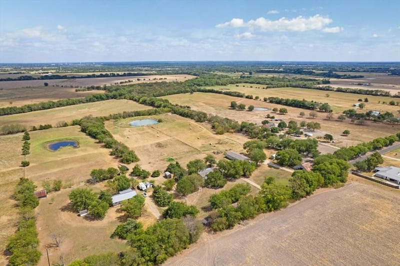 4251 County Road 4413, Commerce TX 75428 - Photo 36