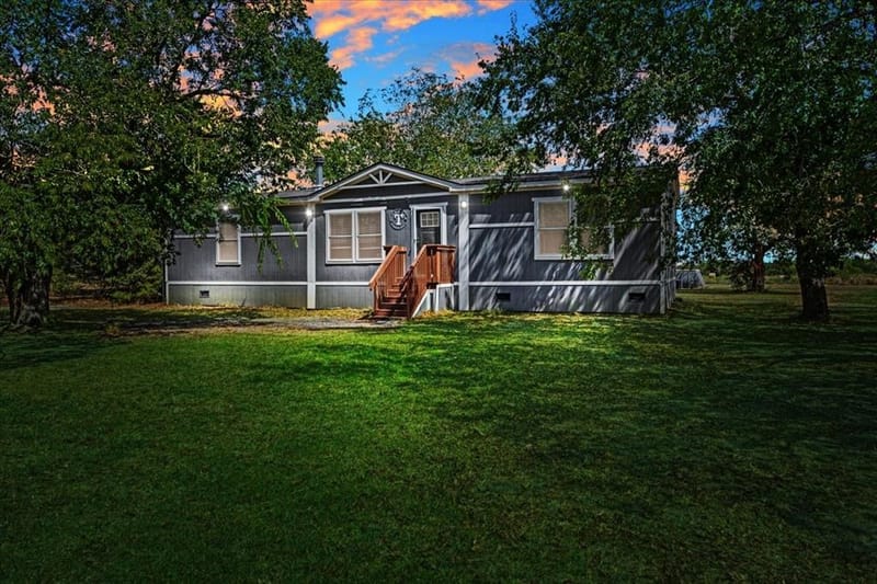 4251 County Road 4413, Commerce TX 75428