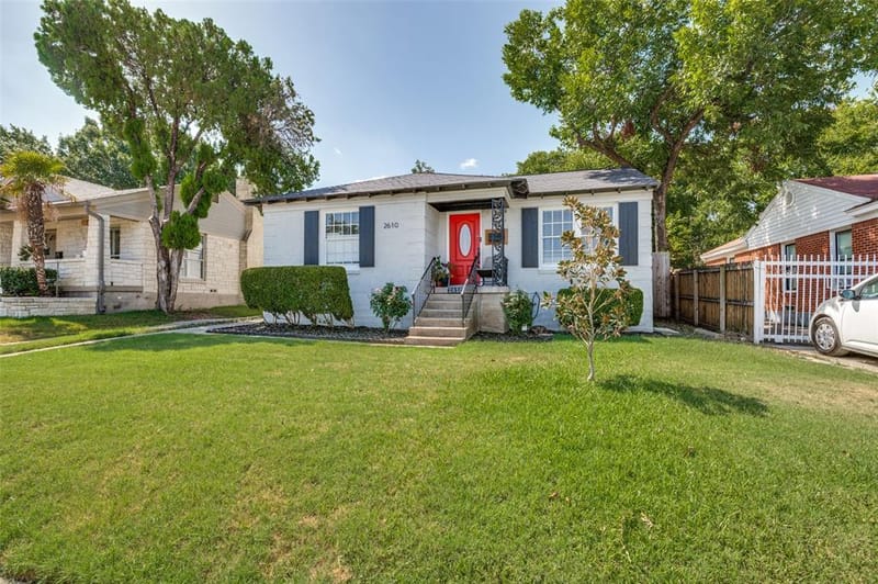 2610 Alco Avenue, Dallas TX 75211 - Photo 2