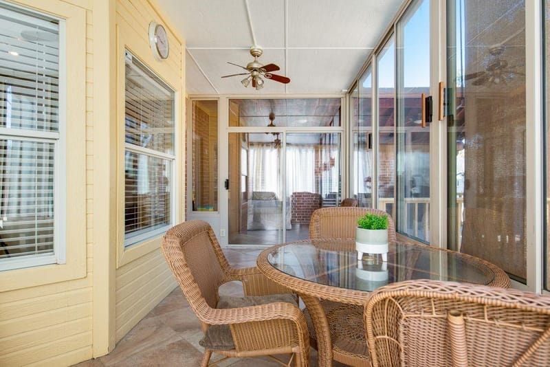 6405 Creekbend Court, Arlington TX 76001 - Photo 22