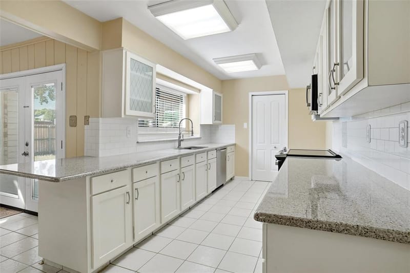 3701 Windsong Lane, Bedford TX 76021 - Photo 8