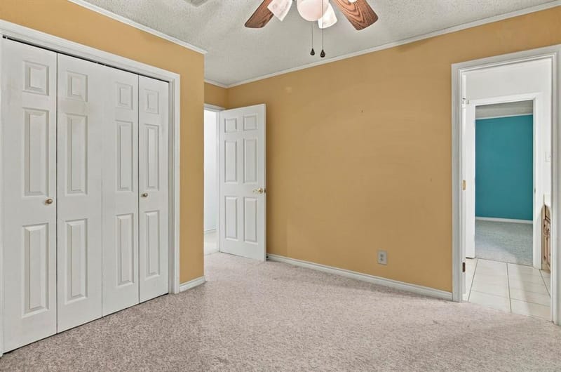 408 Englewood Lane, Hurst TX 76053 - Photo 27