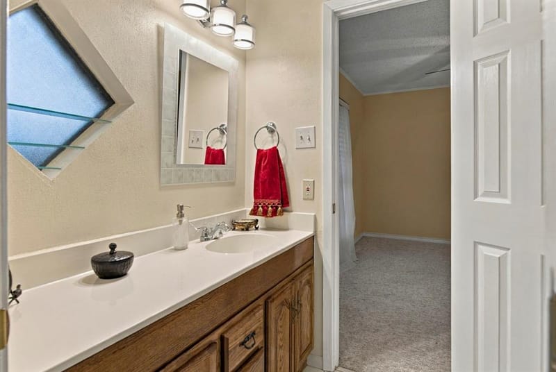 408 Englewood Lane, Hurst TX 76053 - Photo 25
