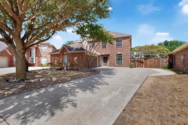 109 Evening Star Circle, Red Oak TX 75154 - Photo 2