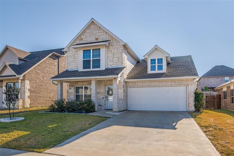 105 Mitchell Circle, Terrell TX 75160 - Photo 2