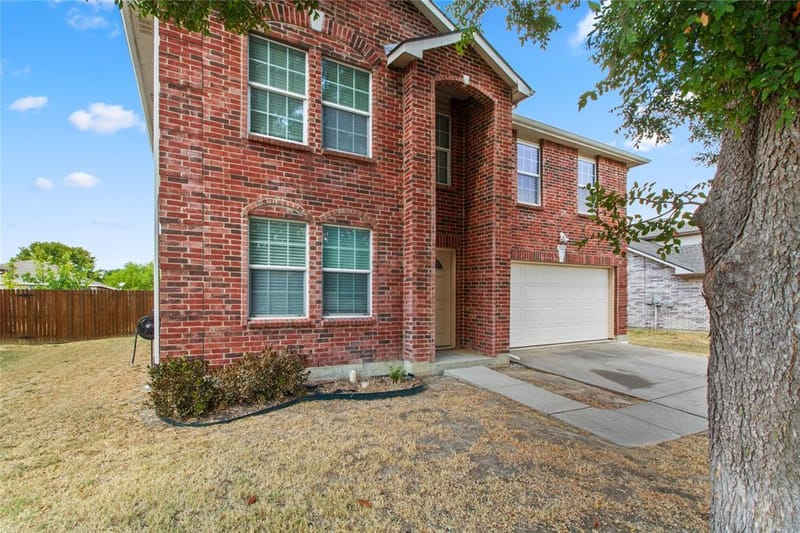 1312 Erin Court, Burleson TX 76028 - Photo 3