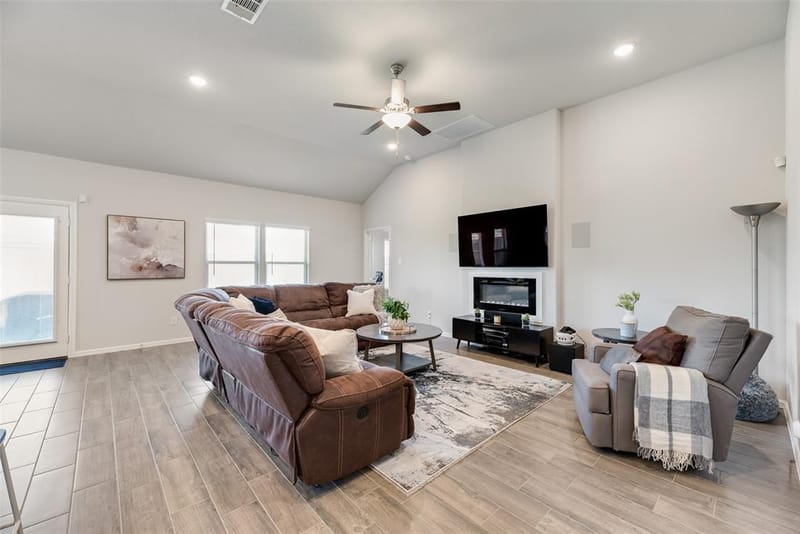 14137 Birch Farm Drive, Pilot Point TX 76258 - Photo 16