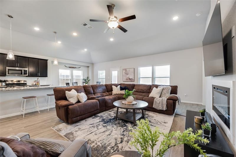 14137 Birch Farm Drive, Pilot Point TX 76258 - Photo 3