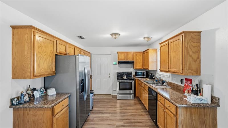 221 PRIVATE ROAD 8774, Ben Wheeler TX 75754 - Photo 7