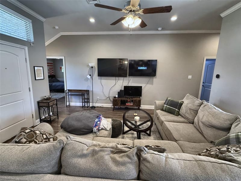 208 Church Avenue, Waco TX 76706 - Photo 7