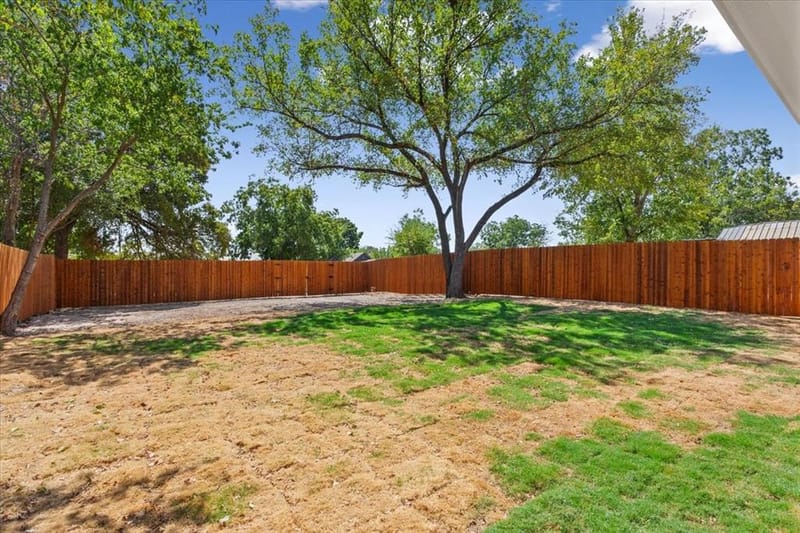 2704 Clay Avenue, Waco TX 76711 - Photo 27