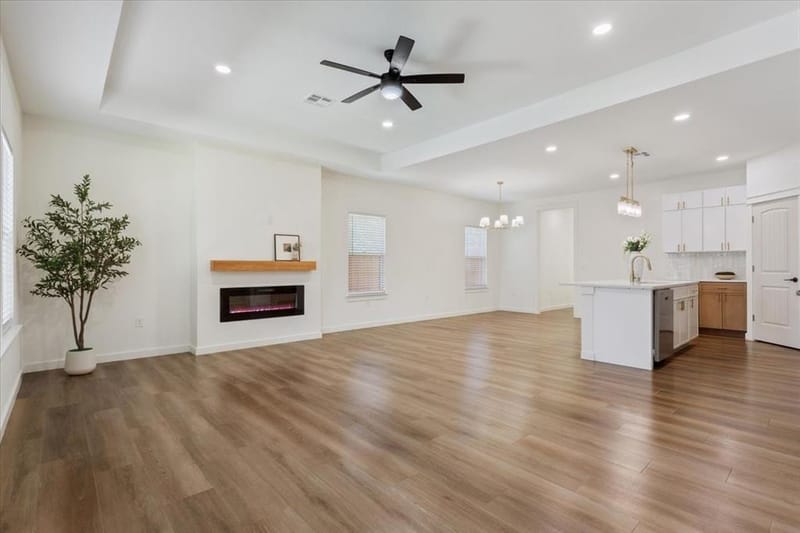 2704 Clay Avenue, Waco TX 76711 - Photo 6