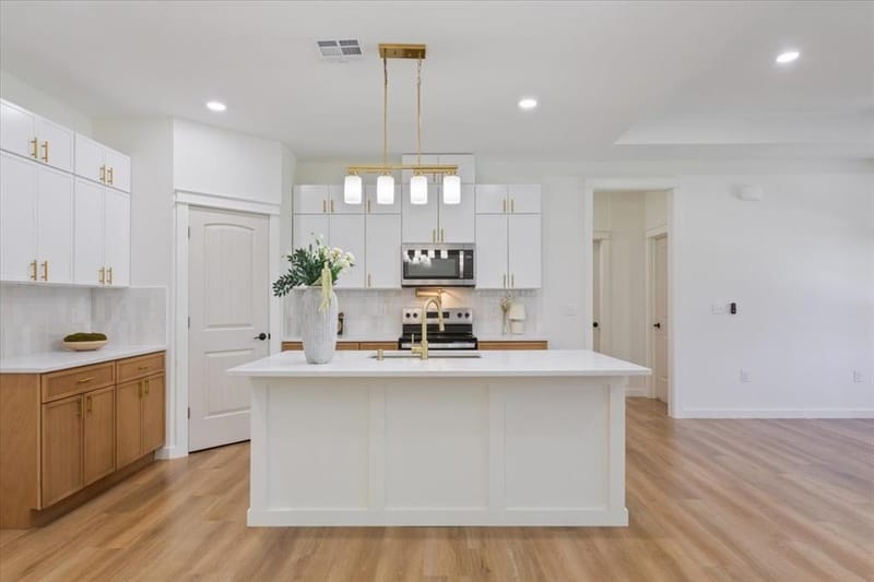 2704 Clay Avenue, Waco TX 76711 - Photo 8