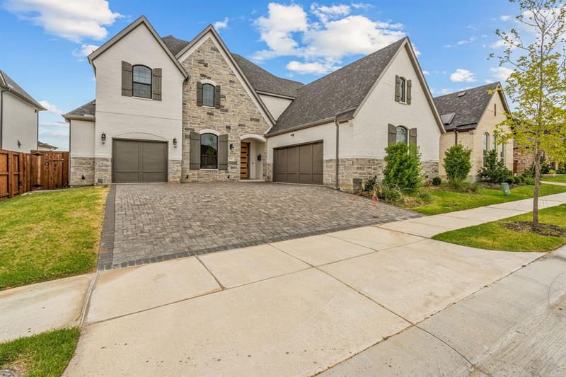 1721 Clem Castle Drive, Carrollton TX 75010