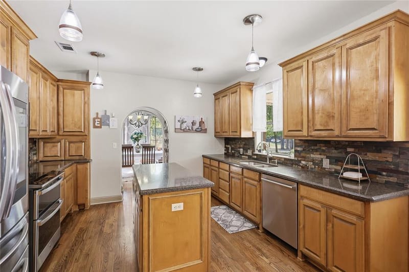 13989 Windham Drive, Van Alstyne TX 75495 - Photo 11