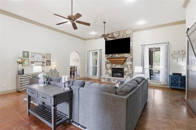 13989 Windham Drive, Van Alstyne TX 75495 - Photo 4