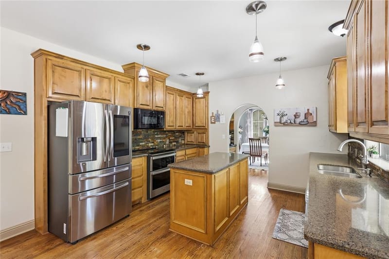 13989 Windham Drive, Van Alstyne TX 75495 - Photo 8