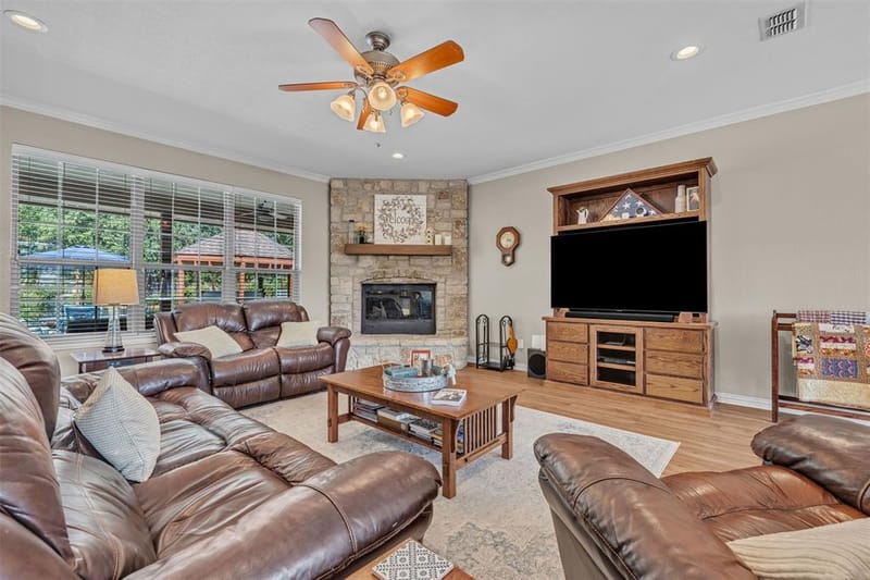 2116 Wood Duck Lane, Granbury TX 76049 - Photo 16