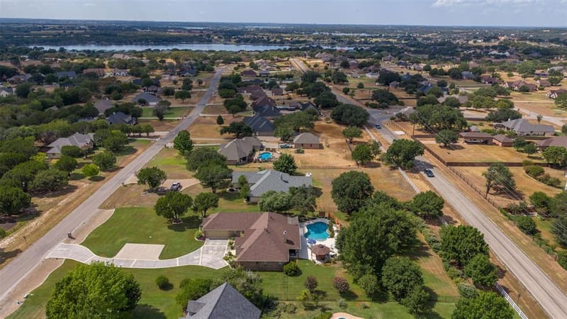 2116 Wood Duck Lane, Granbury TX 76049 - Photo 36
