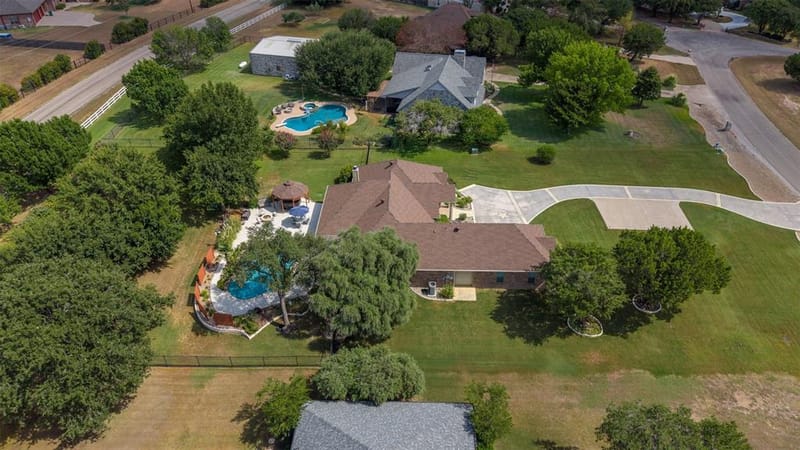 2116 Wood Duck Lane, Granbury TX 76049 - Photo 32