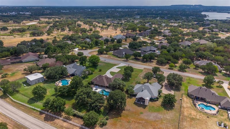 2116 Wood Duck Lane, Granbury TX 76049 - Photo 33